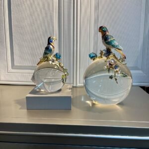 ELEGANT CRYSTAL BALL & PARROT SCULPTURE