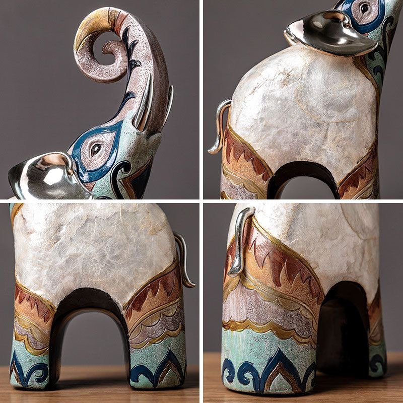 A PAIR OF LUXUTY SHELL ELEPHANT ORNAMENTS - Image 5