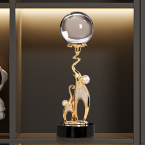 COMMON LUXURY CRYSTAL BALL ORNAMENT