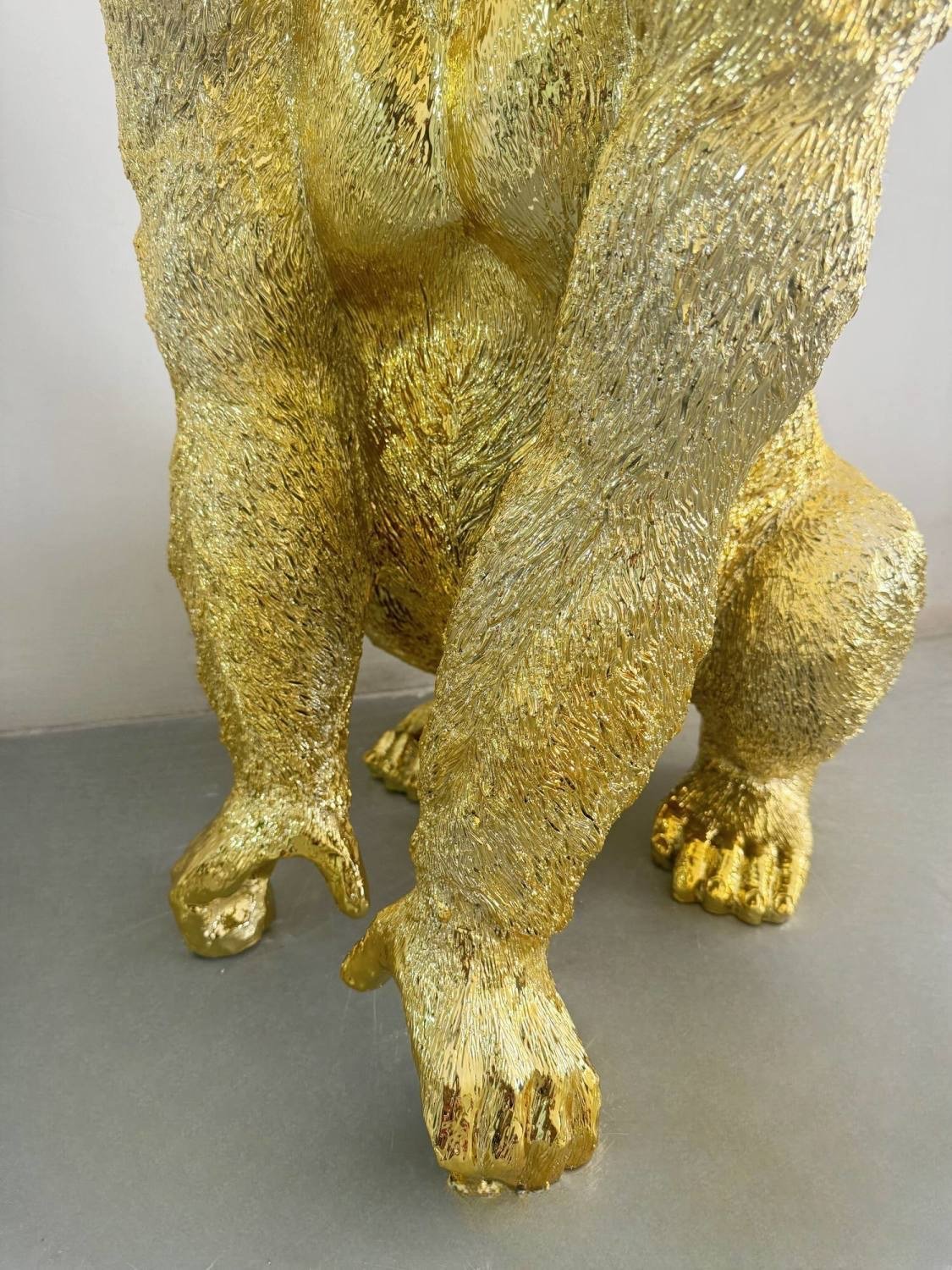 "Gentleman Gorilla" Golden Statue – Modern Elegance with Character - Image 9