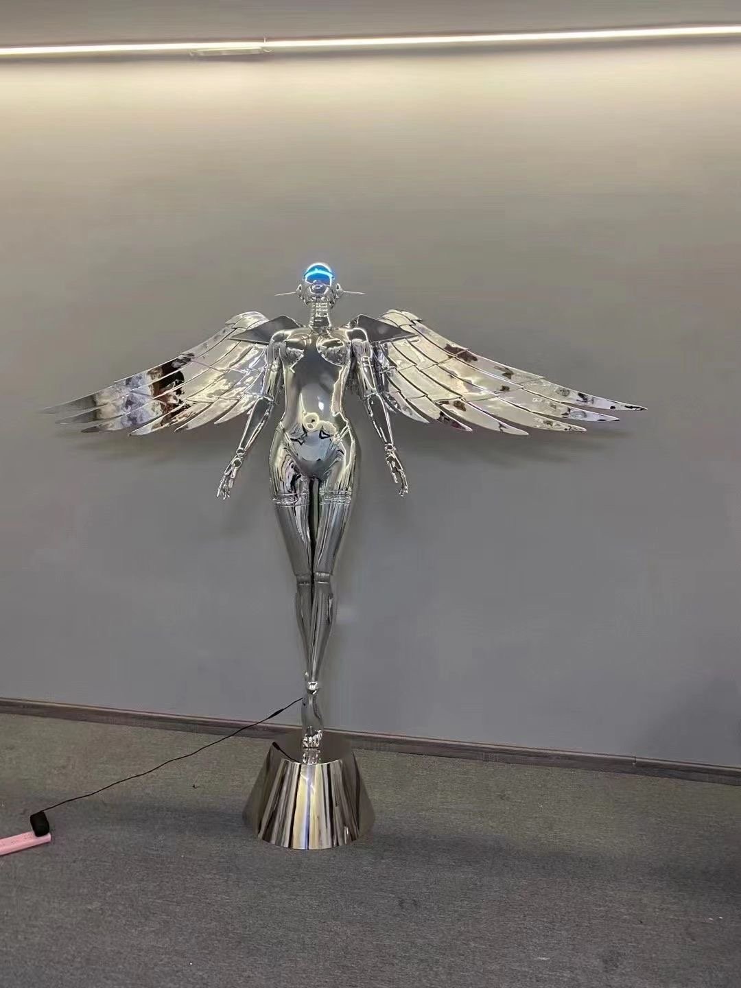 Hajime Sorayama Robot Statue– Limited Edition Art Sculpture - Image 9