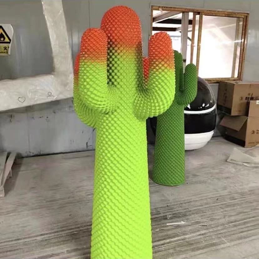 Cactus Coat Stand Decor with Pop Art Style - Image 3
