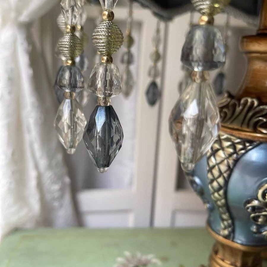 Vintage Blue Lampshade Desk Lamp – Elegant Botanical Style with Crystal Drops - Image 5