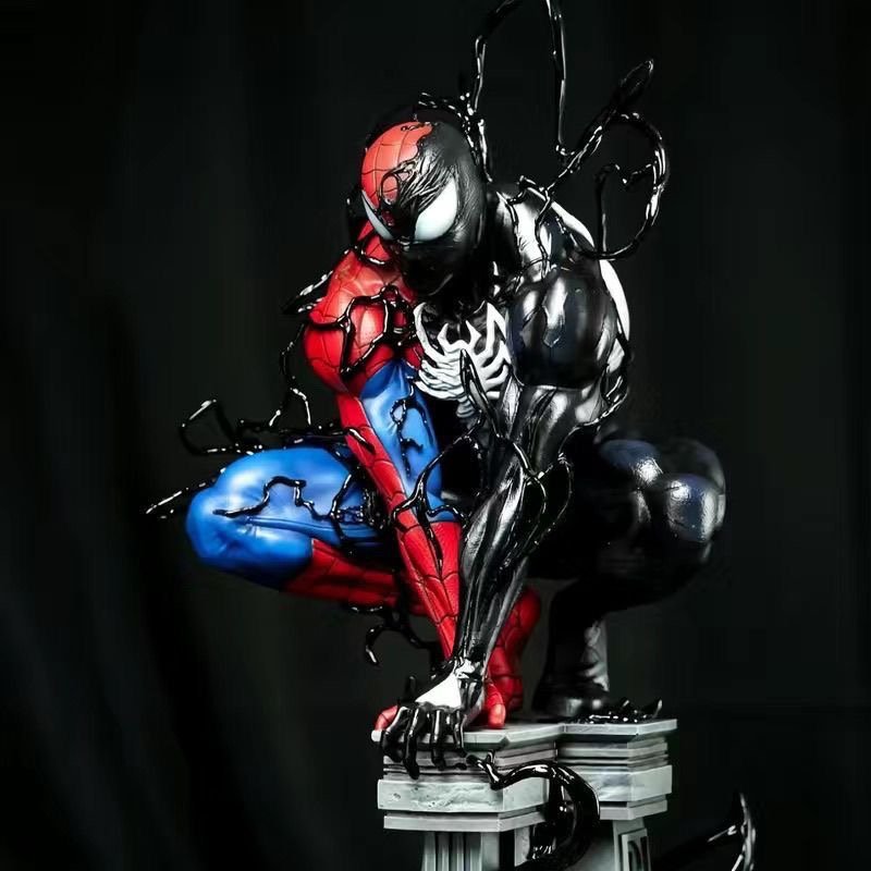40 CM Marvel Figurine-Spider-Man & Venom Symbiote - Image 5
