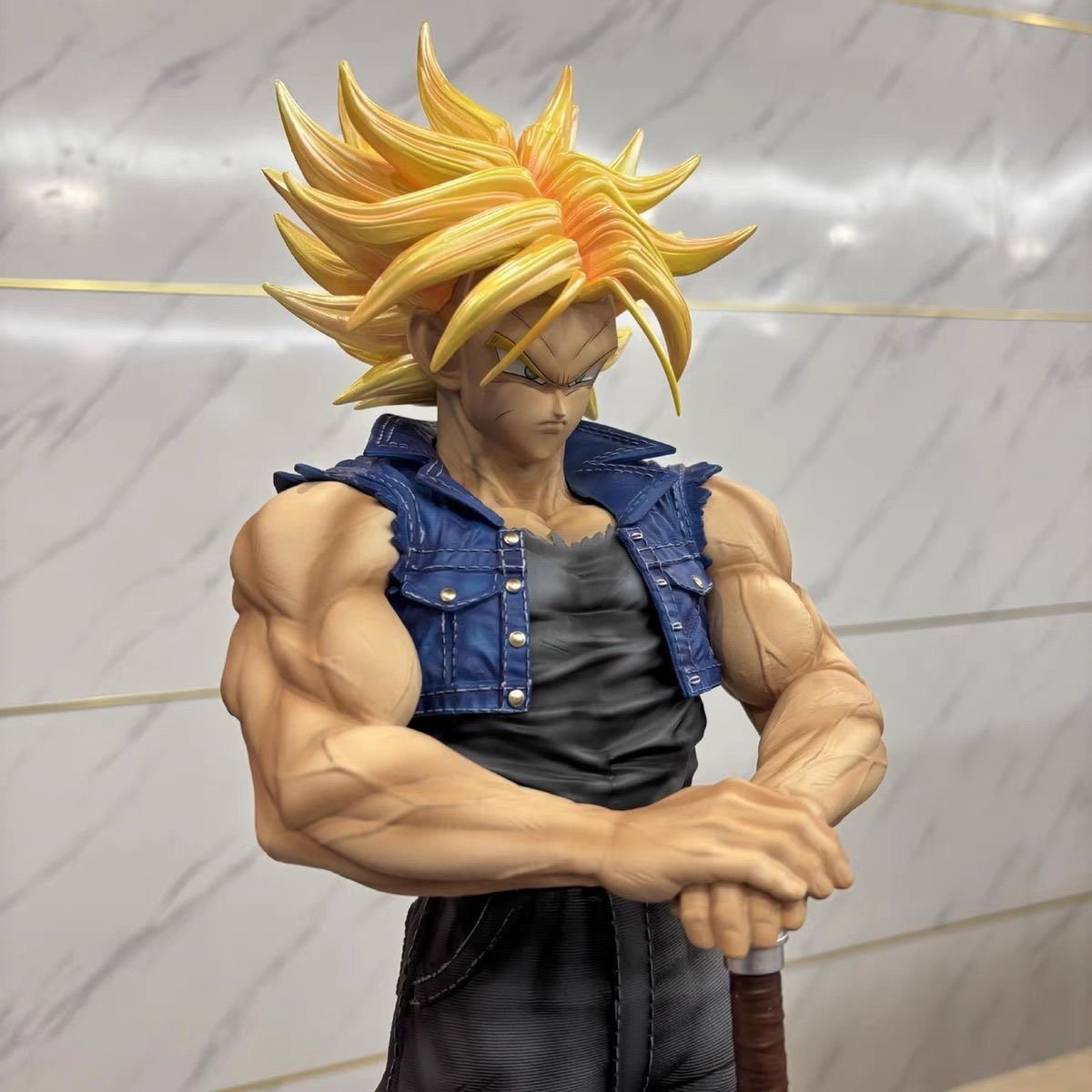 53 CM Dragon Ball Z Figurine- Super Saiyan Trunks with Buster Sword - Image 3