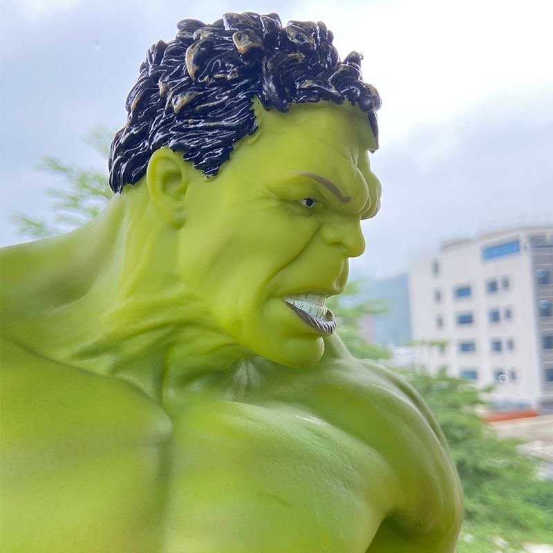 64cm Hulk Smash Premium Statue - Image 4