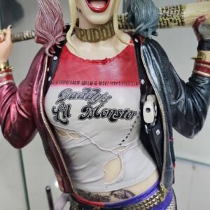 Custom 70 CM Tall Harley Quinn Statue (with 4 Interchangeable Heads)
